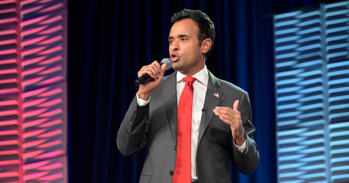 Should U.S.-Canada border have a wall? Here’s what Vivek Ramaswamy says ...