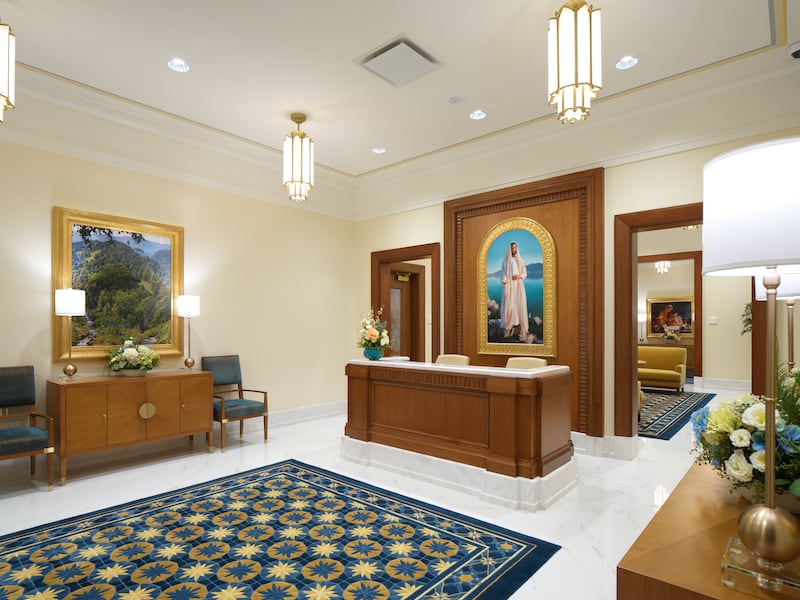 The recommend desk of the Belo Horizonte Brazil Temple.