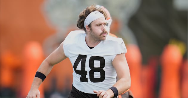 שחקני BYU מתאמנים לקראת משחקי הפגרה של NFL