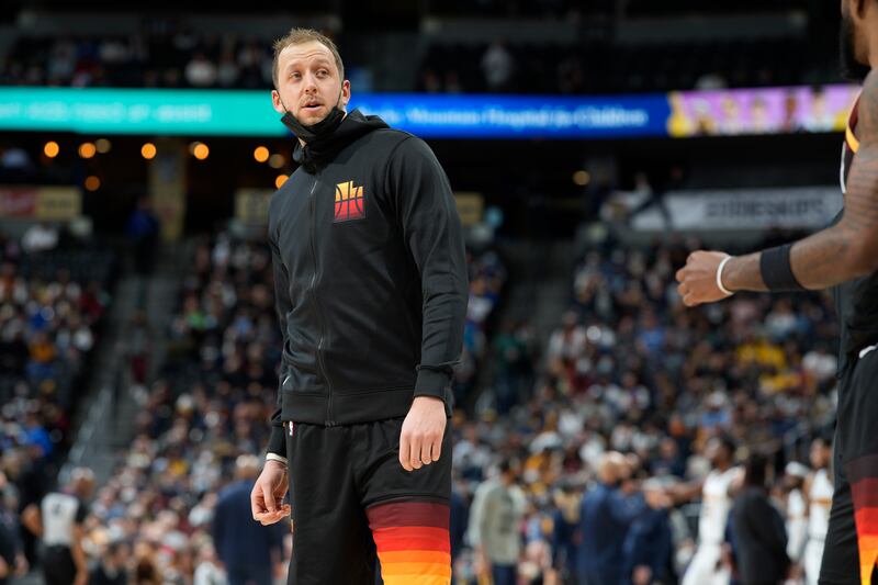Utah Jazz guard Joe Ingles suffered a knee injury against the Minnesota Timberwolves on Sunday, Jan. 30, 2022.