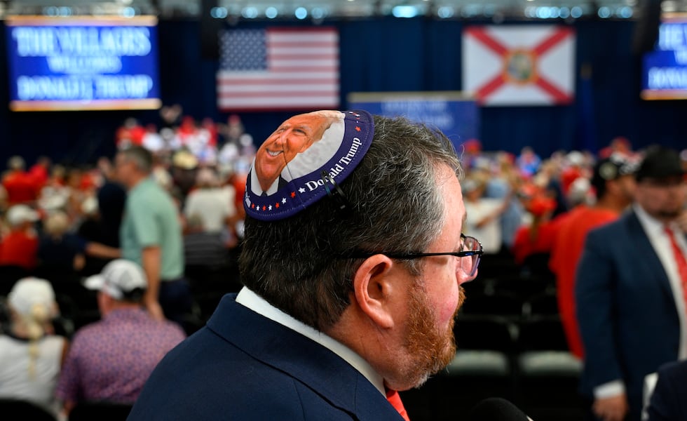 Incumbent Randy Fine Faces Antisemitic Attacks in Florida Primary Race