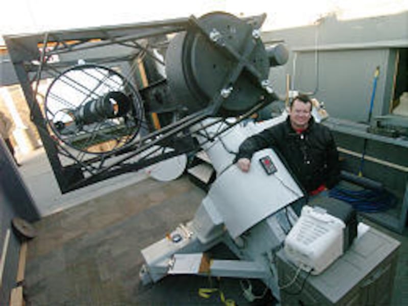 Steve Dodds, owner of Nova Optical Systems, delivered the 130-pound mirror housed inside the telescope.