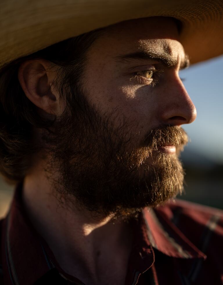 Why this Utah horseman is riding 3 mustangs across the U.S. and back ...