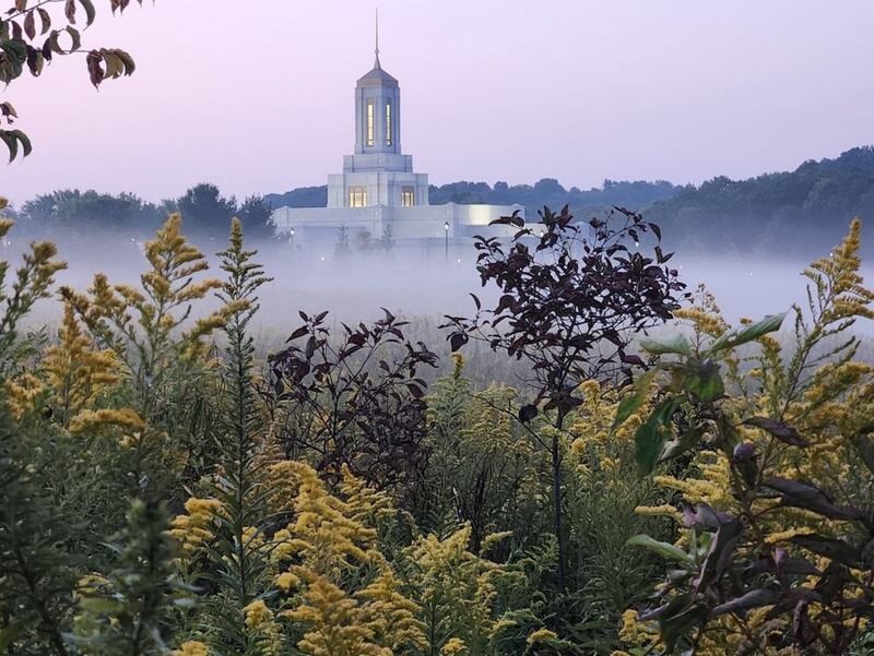 A wide view of the Pittsburgh Pennsylvania Temple.