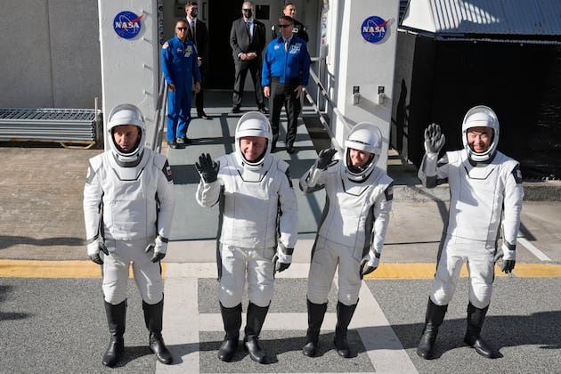 Medical issue forces NASA to bring astronauts home early from space station