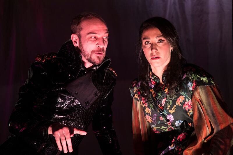 Macbeth (Tim Sailer) with Lady Macbeth (Stefanie Resnick).