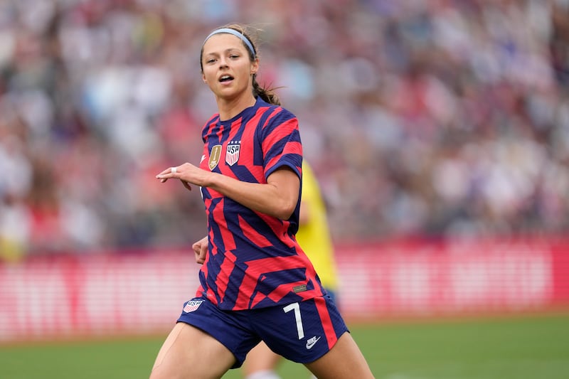 U.S. forward Ashley Hatch (7) plays against Colombia during an international friendly soccer match Saturday, June 25, 2022.