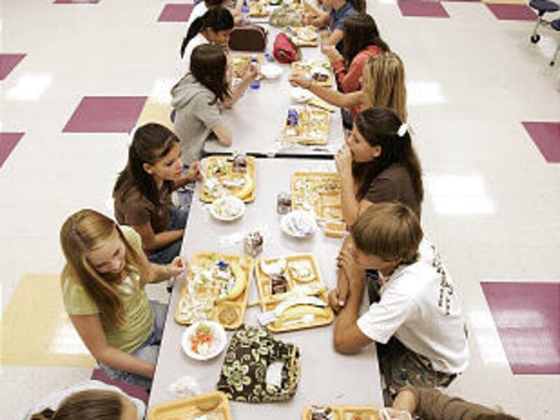 Students eat lunch at Pleasant View Middle School in Springfield, Tenn.