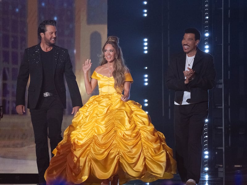 "American Idol" judges Luke Bryan, Carrie Underwood and Lionel Richie take the stage for a Disney-themed night.