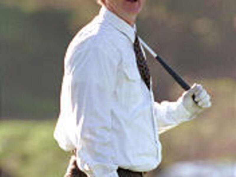 Actor Bill Murray will pair up with Scott Simpson at the NOKIA Champions Challenge.