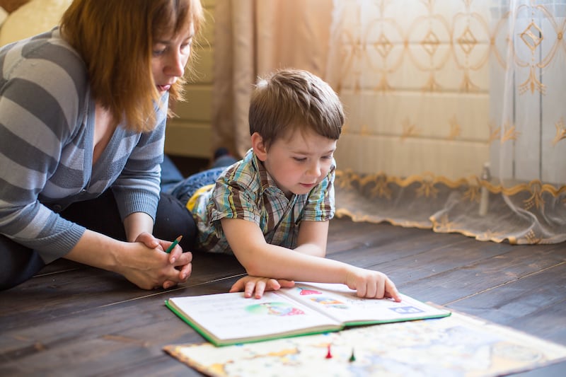 In "The Real Housewives of America" report, the Institute for Family Studies finds more stay-at-home moms at opposite ends of the education and income spectrum.