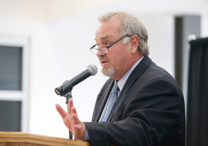 KSL’s Rod Zundel speaks during the first Best Preps awards program at Salt Lake Community College in Salt Lake City Thursday, June 9, 2016.