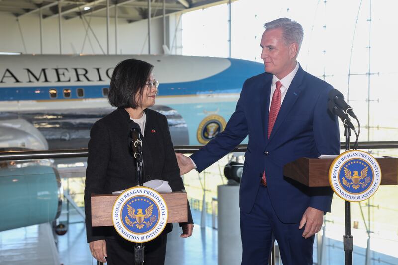 House Speaker Kevin McCarthy, R-Calif., right, and Taiwanese President Tsai Ing-wen deliver statements to the press at the Ronald Reagan Presidential Library in Simi Valley, Calif.