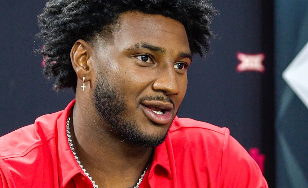 Utah Football Enhances Quarterback Devon Dampier’s Role in Offensive Decision-Making