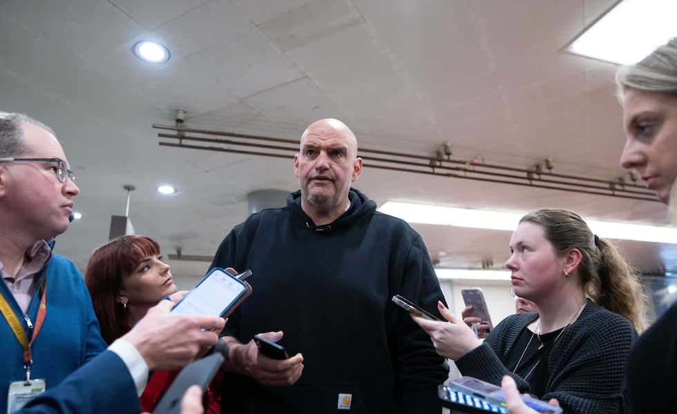 Democrats Criticize Senator Fetterman Amidst Wall Street Journal Report Allegations