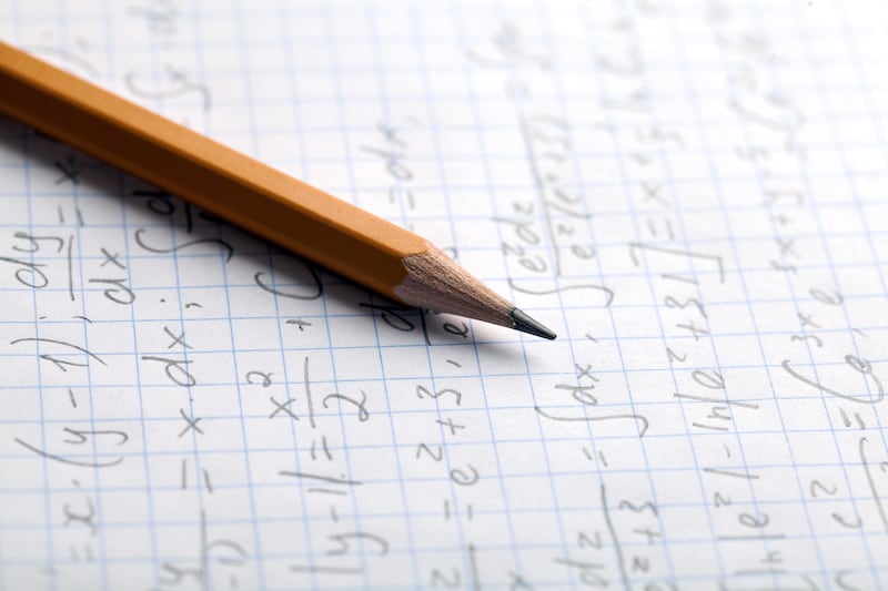 A new global survey of parents found that one-quarter of them spend 7 or more hours each week helping their children with homework, but that there is little association between how much parents help and how children perform on tests. Are you helping your