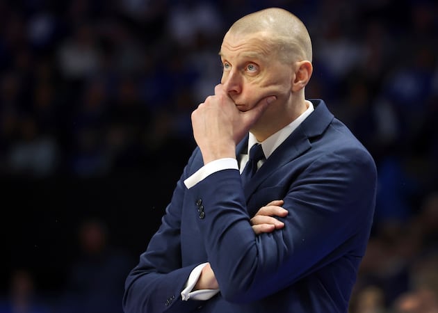 For Mark Pope and the Kentucky Wildcats, the water’s getting deep