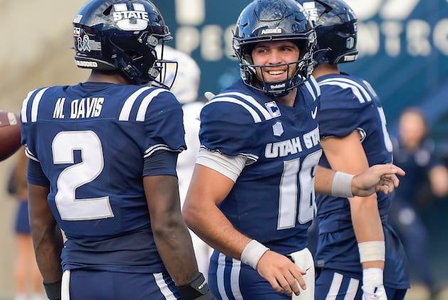 Utah State earns bowl eligibility and gets 1st road win of the season in victory over Fresno State