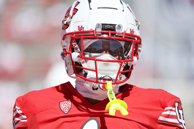 Utah Utes cornerback Miles Battle (1) warms up for the Utah-UCLA college football game in Salt Lake City on Sept. 23, 2023.