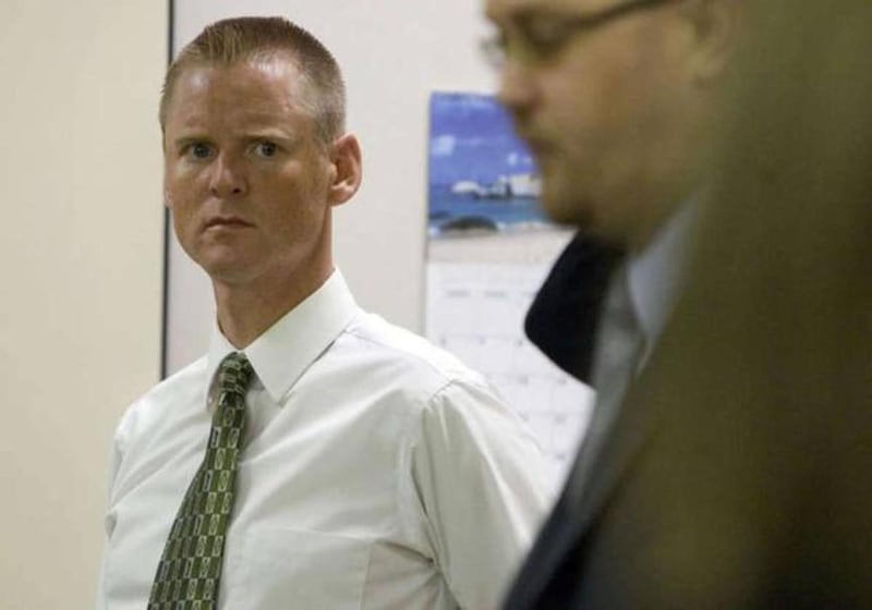 Dell "Super Dell" Buck Schanze, left, listens to hist attorney on June 7, 2010, at Fourth District Court in Orem. A day after rejecting a plea deal, Schanze quietly went back to a federal courtroom Friday to plead guilty to both counts.