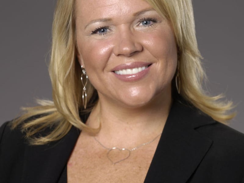 Holly Rowe