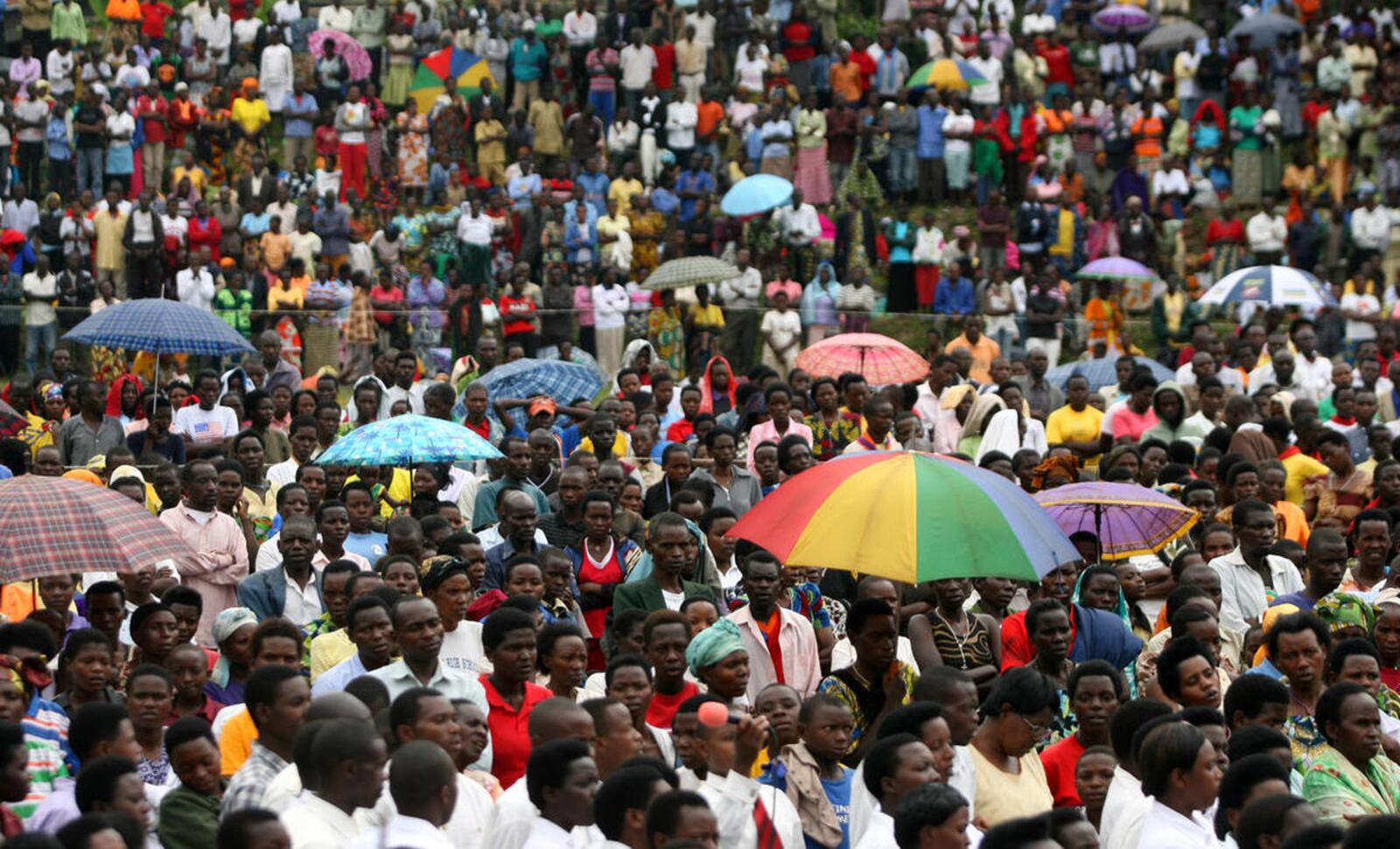 20 years after genocide, Rwanda's survivors transcend horrors to ...