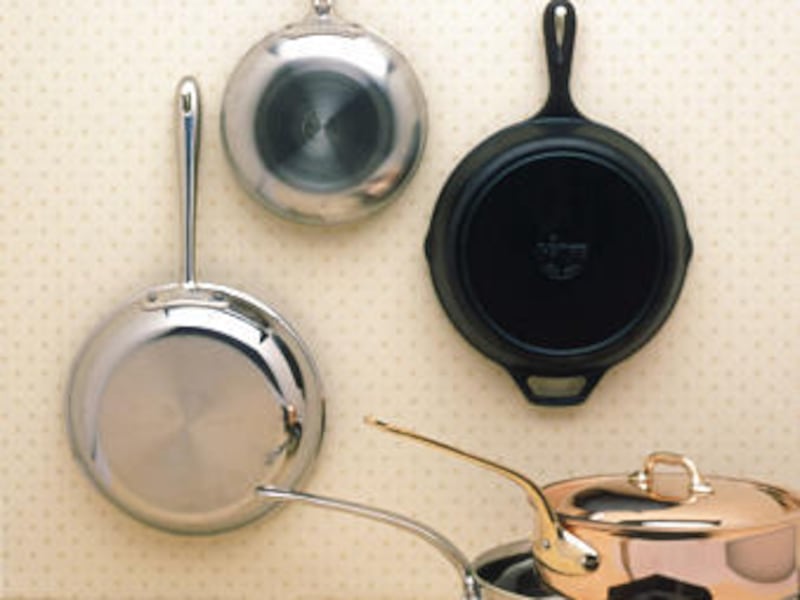 By choosing individual pots and pans rather than purchasing them in a matching set, you will be able to select the sizes and materials that best suit your needs.