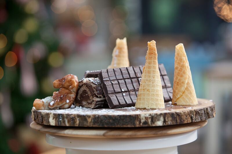 THE GREAT AMERICAN BAKING SHOW - “Cake and Morning Treats Week” - On your marks, get set, bake! As part of “25 Days of Christmas,” the most festive and friendliest competition on television is back when season three of “The Great American Baking Show” (fo