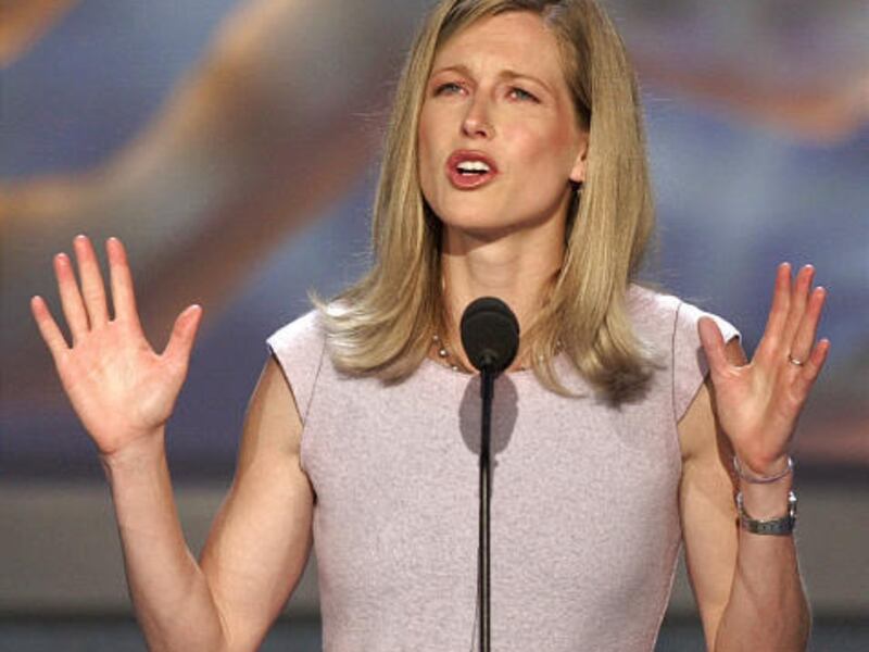 Karenna Gore Schiff speaks at the 2000 Democratic National Convention in Los Angeles.