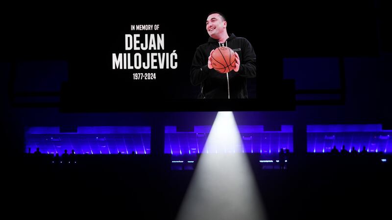 The Utah Jazz have a moment of silence in memory of Dejan Milojević before the start of their game against the Oklahoma City.